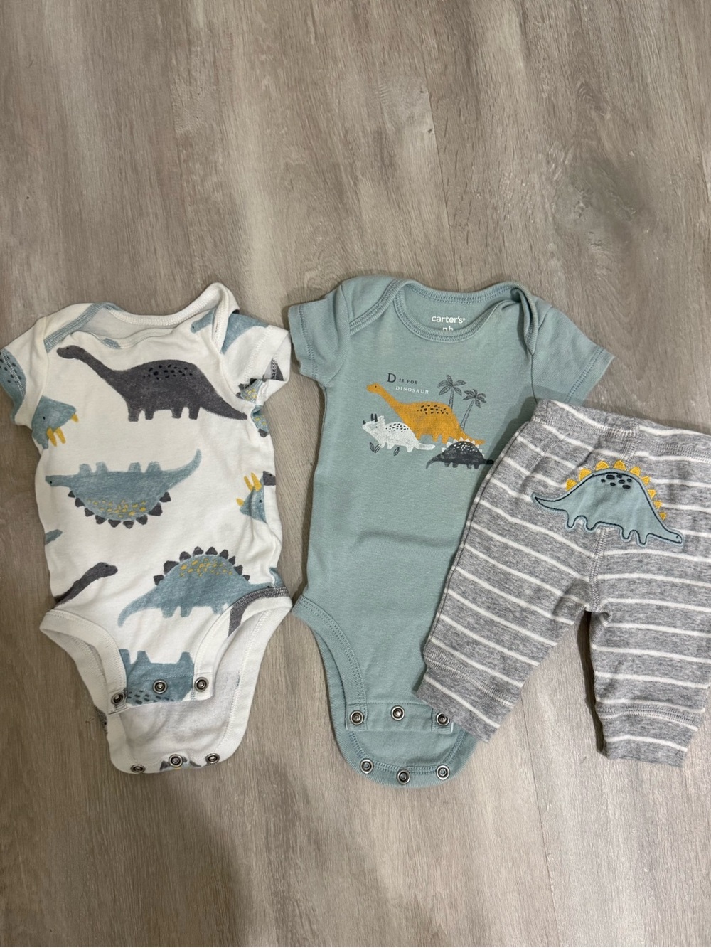 Carters Newborn Onesie Bodysuit Set